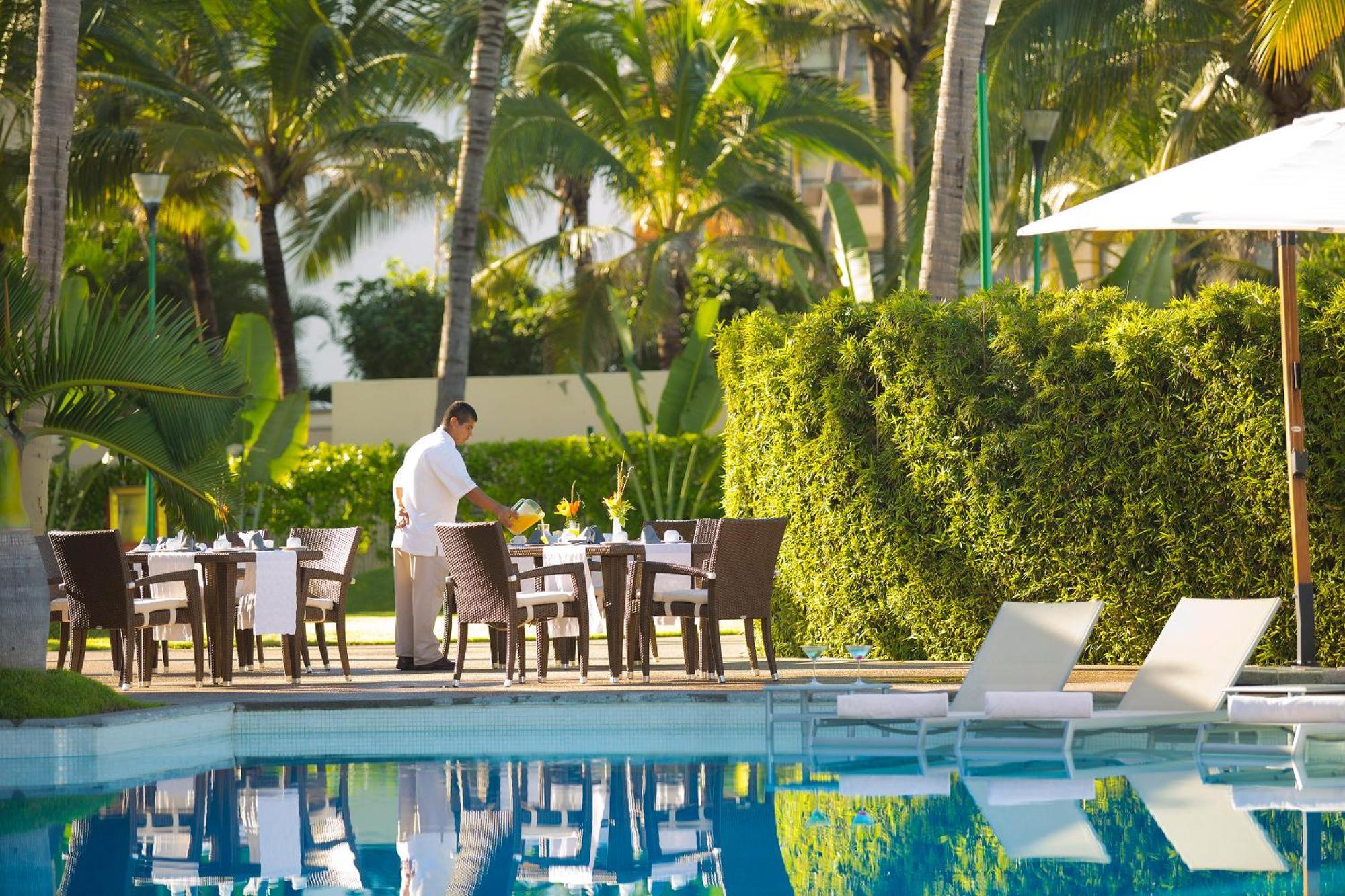 Sunset Plaza Beach Resort Puerto Vallarta All Inclusive Екстериор снимка